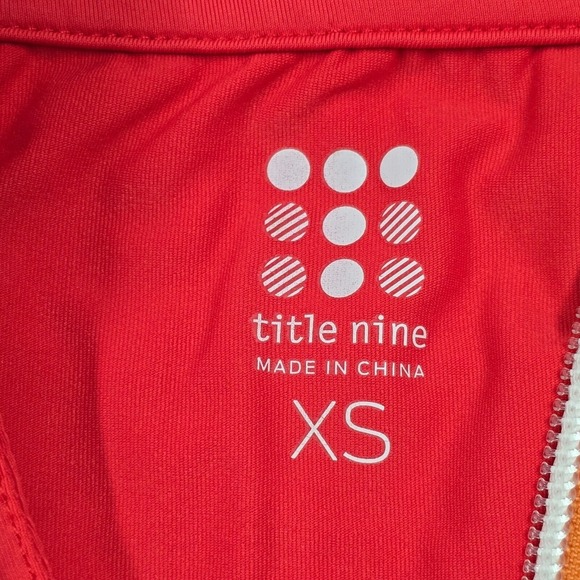 Title Nine Top Womens XS Pink 1/4 Zip Pullover Long Sleeve Stretch Running Gym - Picture 4 of 10